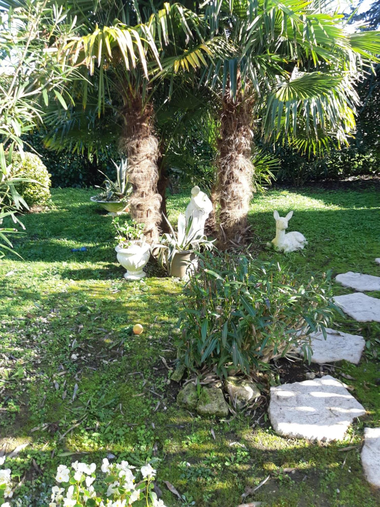 Chambre Lit Double Dans Pavillon , Chez Lilyanne Tonnay-Charente Екстериор снимка